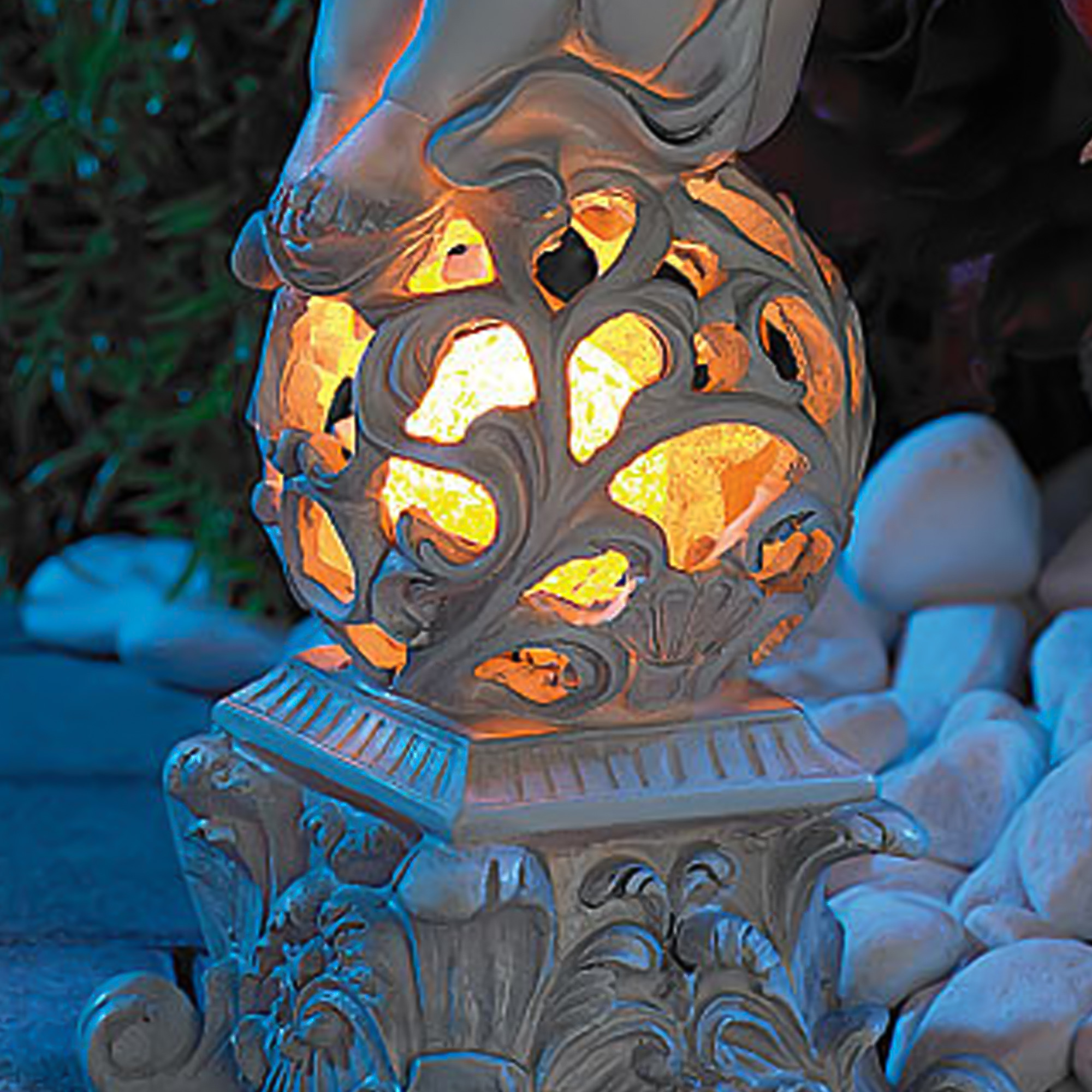 Grabschmuck – Grabengel mit Solarlicht Grabschmuck – Grabengel mit Solarlicht