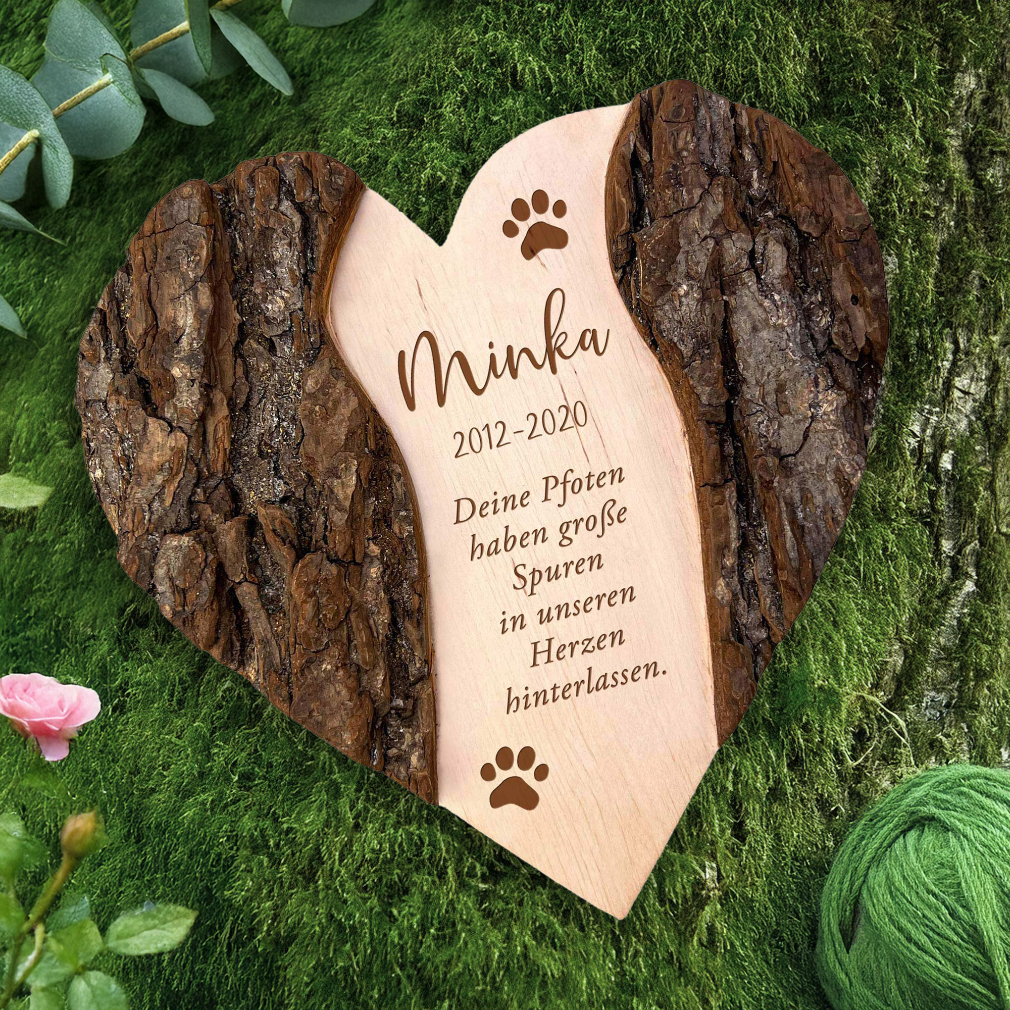 Personalisiertes Holzherz mit Rinde - Katze